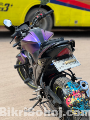 Gixxer monotone